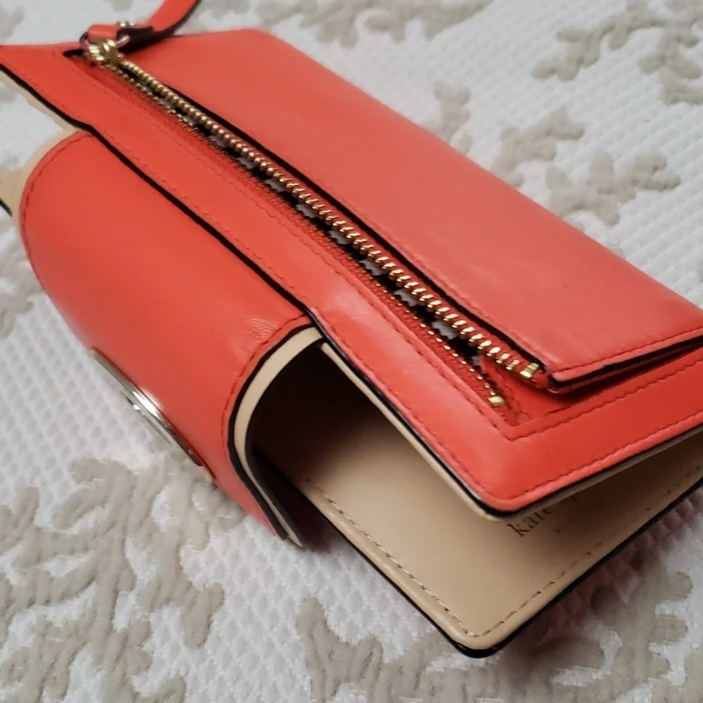 Kate Spade New York Hampton Road Stacy Turnlock Flame Bifold Wallet,